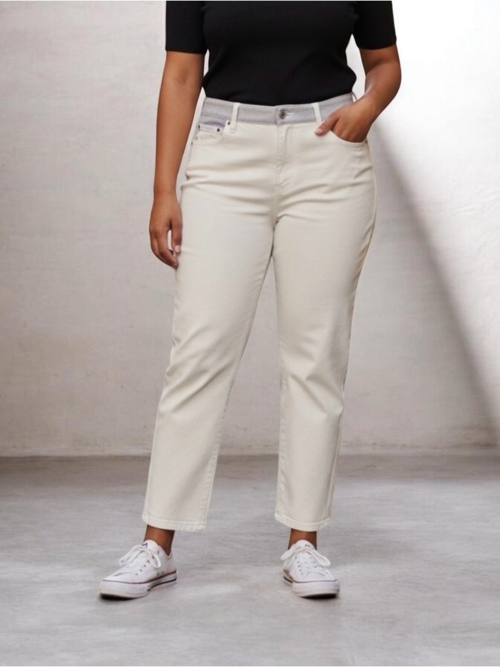 Abercrombie & Fitch The 90s Straight Jeans High Rise Ivory Minimalist Curvy